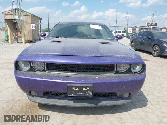 2014 Dodge Challenger R/T z VIN 2C3CDYBT0EH143576, wystawiony jako IAAI lot #42333984 z przebiegiem 189 874 mil mil oraz . Historia ofert i sprzedaży dostępna na DreamBid. Obrazek 12.