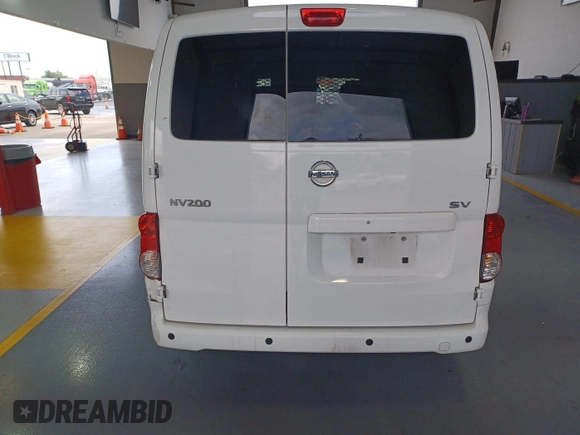 2020 Nissan NV200 S z VIN 3N6CM0KN8LK705164, wystawiony jako IAAI lot #42843874 z przebiegiem 112 160 mil mil oraz . Historia ofert i sprzedaży dostępna na DreamBid. Obrazek 7.
