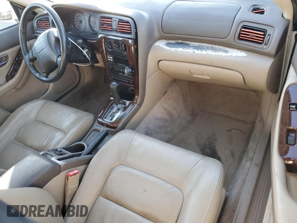 2001 Subaru Legacy Outback Limited with VIN 4S3BH686517636872, listed as a Copart auction lot 88520015 with 198,056 mi miles and Salvage title. Bid and sale history available at DreamBid. Image 8.