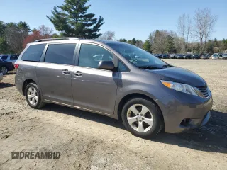 2017 Toyota Sienna LE Auto Access Seat with VIN 5TDKZ3DC7HS771388, listed as a Copart auction lot 54511395 with 205,626 mi miles and Clean Title. Bid and sale history available at DreamBid. Image 4.