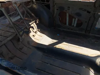 1950 Lincoln Continental z VIN 00000000000000000, wystawiony jako IAAI lot #37129594 z przebiegiem Nie podano mil oraz . Historia ofert i sprzedaży dostępna na DreamBid. Obrazek 8.