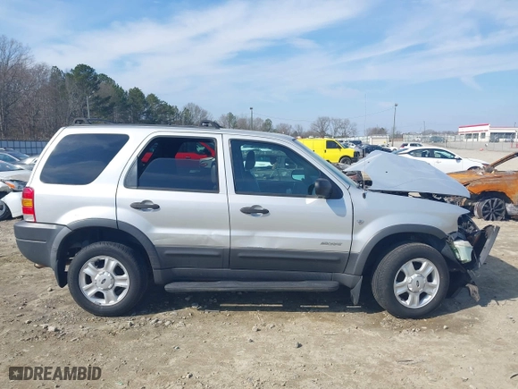 2002 Ford Escape XLT Choice with VIN 1FMYU03192KA79795, listed as a IAAI auction lot 41516066 with 1 mi miles. Bid and sale history available at carsss.com. Image 12.