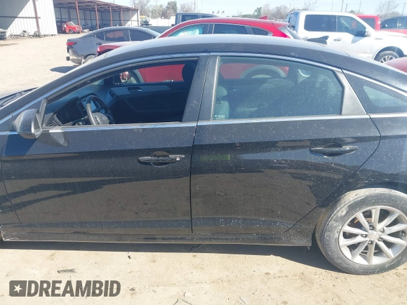 2019 Hyundai Sonata SE with VIN 5NPE24AF5KH818646, listed as a IAAI auction lot 41739823 with 76,361 mi miles and . Bid and sale history available at carsss.com. Image 14.