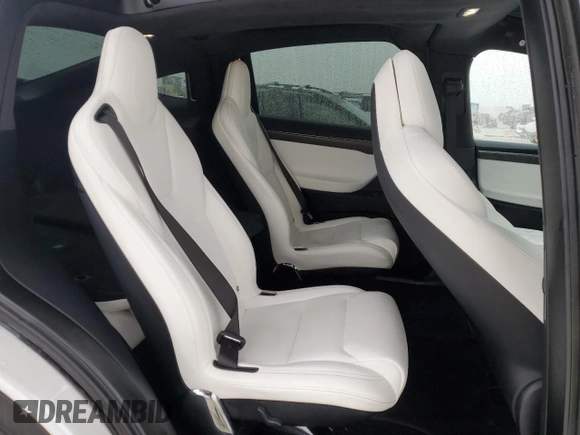 2017 Tesla Model X 90D z VIN 5YJXCBE22HF076134, wystawiony jako Copart lot #41828555 z przebiegiem 214 443 mil mil oraz Szkody całkowita. Historia ofert i sprzedaży dostępna na DreamBid. Obrazek 11.