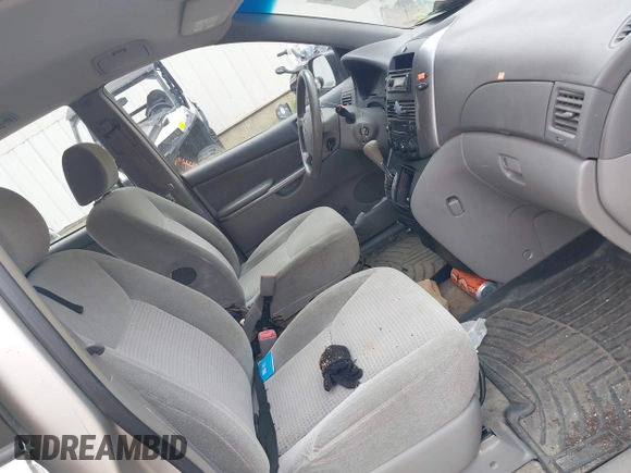 2007 Toyota Sienna CE with VIN 5TDZK23C87S020782, listed as a IAAI auction lot 42179031 with 113,570 mi miles and . Bid and sale history available at DreamBid. Image 5.