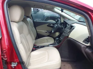 2013 Buick Verano Group z VIN 1G4PS5SK5D4200130, wystawiony jako IAAI lot #42698984 z przebiegiem 85 074 mil mil oraz . Historia ofert i sprzedaży dostępna na DreamBid. Obrazek 5.