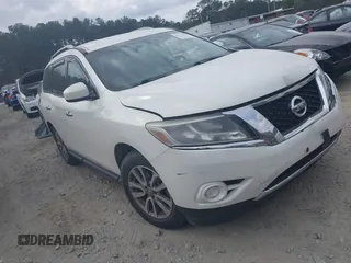 2014 Nissan Pathfinder S z VIN 5N1AR2MN2EC734331, wystawiony jako IAAI lot #41776193 z przebiegiem 149 022 mil mil oraz . Historia ofert i sprzedaży dostępna na DreamBid. Obrazek 1.