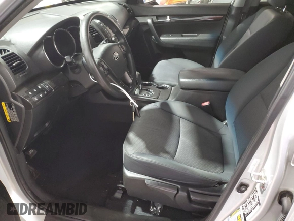 2013 Kia Sorento LX with VIN 5XYKTCA69DG331275, listed as a Copart auction lot 48147505 with 103,582 mi miles and Clean Title. Bid and sale history available at carsss.com. Image 7.