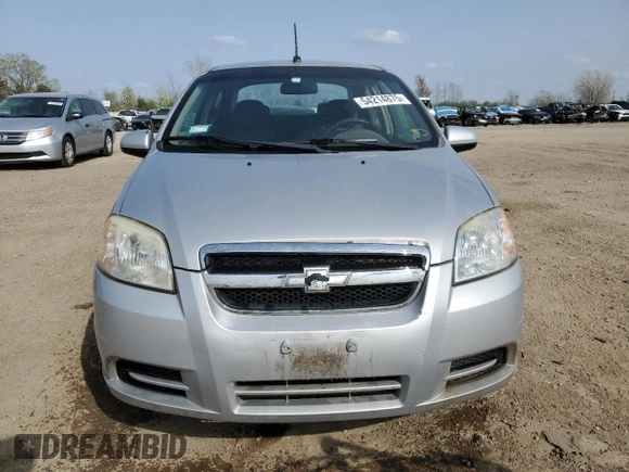 2010 Chevrolet Aveo 1LT z VIN KL1TD5DE3AB122966, wystawiony jako Copart lot #54214875 z przebiegiem 48 898 mil mil oraz Szkoda całkowita • Salvage title. Historia ofert i sprzedaży dostępna na DreamBid. Obrazek 5.