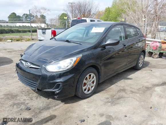 2013 Hyundai Accent GL with VIN KMHCT5AE9DU084356, listed as a IAAI auction lot 41817130 with 114,455 mi miles. Bid and sale history available at carsss.com. Image 2.