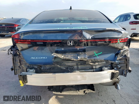 2024 Honda Accord LX z VIN 1HGCY1F20RA011903, wystawiony jako Copart lot #55483115 z przebiegiem 7 505 mil mil oraz Szkoda całkowita • Salvage title. Historia ofert i sprzedaży dostępna na DreamBid. Obrazek 6.