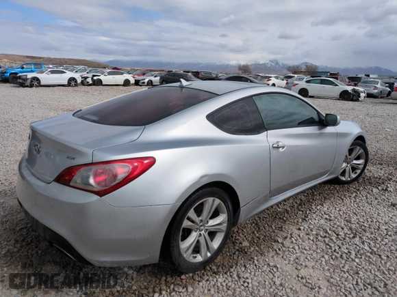2010 Hyundai Genesis Coupe с VIN KMHHT6KD1AU026657, выставлен на аукционе Copart как лот 46077485 с пробегом 101 257 миль миль и Списание • Salvage title. История ставок и продаж доступна на DreamBid. Изображение 3.