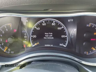 2020 Jeep Grand Cherokee Limited с VIN 1C4RJEBG9LC428549, выставлен на аукционе IAAI как лот 42277855 с пробегом 64 994 миль миль и . История ставок и продаж доступна на DreamBid. Изображение 7.