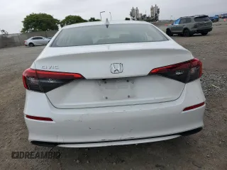 2022 Honda Civic EX z VIN JHMFE1F70NX008859, wystawiony jako Copart lot #58420705 z przebiegiem 52 652 mil mil oraz Szkoda całkowita • Salvage title. Historia ofert i sprzedaży dostępna na DreamBid. Obrazek 6.