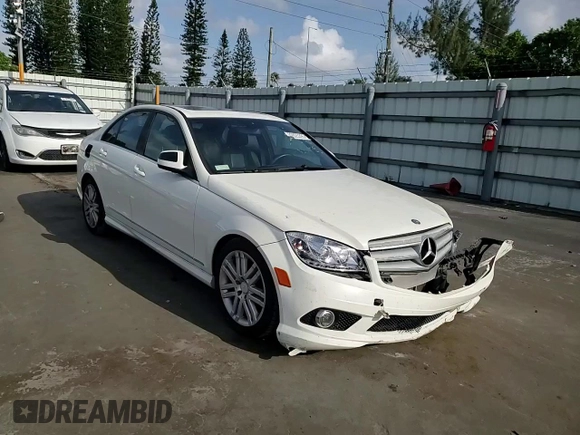 2008 Mercedes-Benz C 300 Sport с VIN WDDGF54X98F193023, выставлен на аукционе Copart как лот 62825395 с пробегом 45 269 миль миль и Списание • Salvage title. История ставок и продаж доступна на DreamBid. Изображение 13.