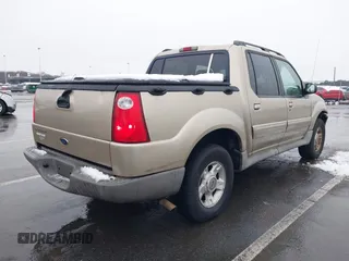 2002 Ford Explorer Sport Trac Value with VIN 1FMZU77E52UB75812, listed as a IAAI auction lot 41572330 with 199,544 mi miles and . Bid and sale history available at DreamBid. Image 4.