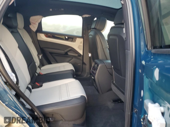 2024 Porsche Cayenne S with VIN WP1BL2AY5RDA62305, listed as a Copart auction lot 74182824 with 1,137 mi miles and Salvage title. Bid and sale history available at DreamBid. Image 11.