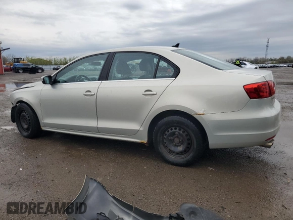 2012 Volkswagen Jetta SEL с VIN 3VWLX7AJ0CM310270, выставлен на аукционе Copart как лот 52650845 с пробегом 121 611 миль миль и Списание • Salvage title. История ставок и продаж доступна на DreamBid. Изображение 2.