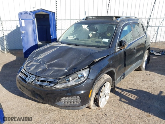 2017 Volkswagen Tiguan Wolfsburg Edition with VIN WVGSV7AX0HW513476, listed as a IAAI auction lot 41728388 with 84,822 mi miles. Bid and sale history available at carsss.com. Image 18.