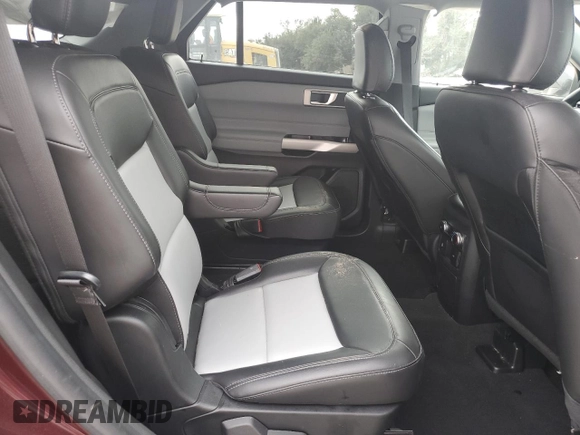 2022 Ford Explorer XLT with VIN 1FMSK7DH6NGA63920, listed as a Copart auction lot 87183954 with 30,619 mi miles and Salvage Title. Bid and sale history available at carsss.com. Image 11.