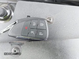 2025 Chevrolet Equinox FWD LT with VIN 3GNAXHEG5SL134200, listed as a IAAI auction lot 41946422 with 6,968 mi miles and . Bid and sale history available at DreamBid. Image 11.