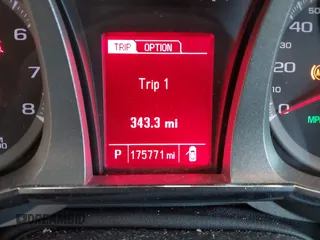 2014 GMC Terrain Denali z VIN 2GKALUEK3E6163970, wystawiony jako IAAI lot #42284883 z przebiegiem 175 771 mil mil oraz . Historia ofert i sprzedaży dostępna na DreamBid. Obrazek 16.