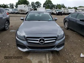2018 Mercedes-Benz C 300 z VIN WDDWF4KB7JR350226, wystawiony jako Copart lot #61733245 z przebiegiem 74 870 mil mil oraz Szkoda całkowita • Salvage title. Historia ofert i sprzedaży dostępna na DreamBid. Obrazek 5.