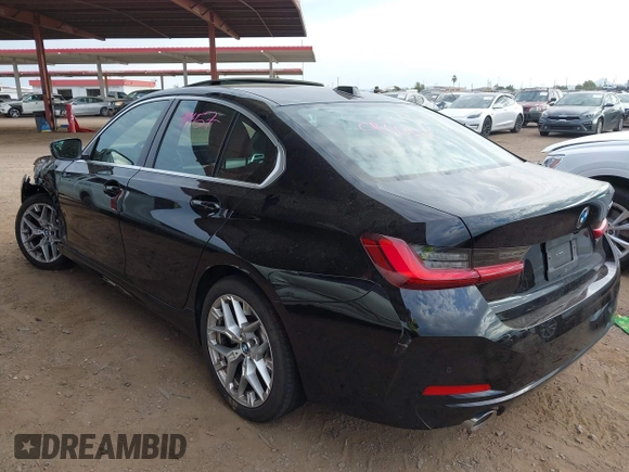 2025 BMW 3 Series 330i with VIN 3MW69CW03S8F06131, listed as a IAAI auction lot 42772628 with 16,765 mi miles and . Bid and sale history available at DreamBid. Image 3.