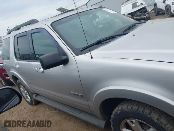 2008 Ford Explorer XLT z VIN 1FMEU73E08UA01188, wystawiony jako IAAI lot #42242286 z przebiegiem 128 226 mil mil oraz . Historia ofert i sprzedaży dostępna na DreamBid. Obrazek 14.