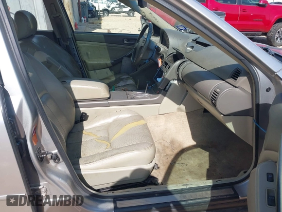 2004 Infiniti G35 w/Leather with VIN JNKCV51E24M614390, listed as a IAAI auction lot 42016569 with 229,477 mi miles and . Bid and sale history available at DreamBid. Image 5.