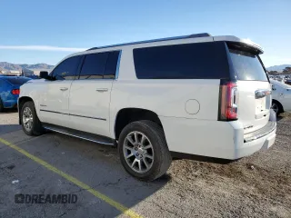 2019 GMC Yukon XL Denali with VIN 1GKS1HKJ7KR183796, listed as a Copart auction lot 45000235 with 83,931 mi miles and Salvage Title. Bid and sale history available at carsss.com. Image 2.
