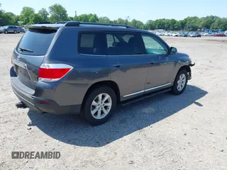 2012 Toyota Highlander with VIN 5TDBK3EH9CS163296, listed as a IAAI auction lot 42512522 with 145,886 mi miles and . Bid and sale history available at DreamBid. Image 2.