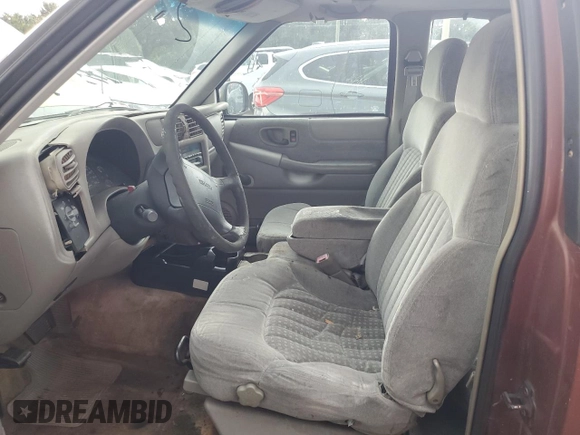 1998 Isuzu Hombre z VIN 1GGCS19X0W8650520, wystawiony jako Copart lot #73962444 z przebiegiem Nie podano mil oraz Szkoda całkowita • Salvage title. Historia ofert i sprzedaży dostępna na DreamBid. Obrazek 7.