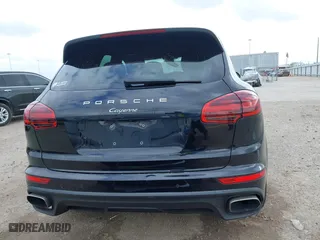 2017 Porsche Cayenne with VIN WP1AA2A2XHKA90706, listed as a IAAI auction lot 41692768 with 92,800 mi miles. Bid and sale history available at carsss.com. Image 17.