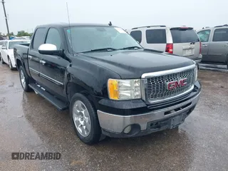 2011 GMC Sierra 1500 SLE z VIN 3GTP1VE08BG334910, wystawiony jako IAAI lot #42455647 z przebiegiem 126 029 mil mil oraz . Historia ofert i sprzedaży dostępna na DreamBid. Obrazek 1.