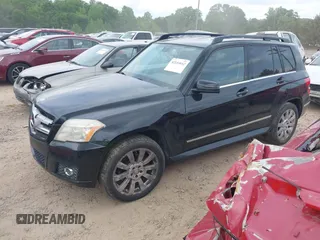 2010 Mercedes-Benz GLK with VIN WDCGG8HB0AF321592, listed as a IAAI auction lot 42114612 with 156,099 mi miles. Bid and sale history available at carsss.com. Image 2.
