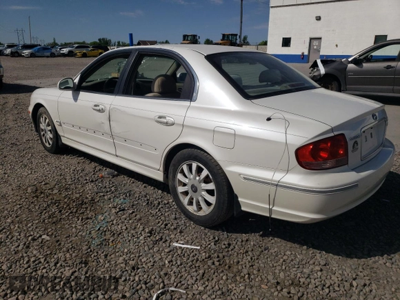 2002 Hyundai Sonata GLS with VIN KMHWF35H32A613876, listed as a Copart auction lot 81847494 with 119,892 mi miles and Salvage Title. Bid and sale history available at carsss.com. Image 2.