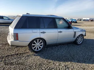 2006 Land Rover Range Rover SC z VIN SALMF134X6A205504, wystawiony jako Copart lot #88591205 z przebiegiem Nie podano mil oraz Szkoda całkowita • Salvage title. Historia ofert i sprzedaży dostępna na DreamBid. Obrazek 3.