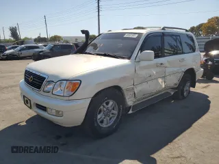 2001 Lexus LX 470 with VIN JTJHT00W713504105, listed as a Copart auction lot 48561595 with 210,763 mi miles and Salvage Title. Bid and sale history available at carsss.com. Image 1.
