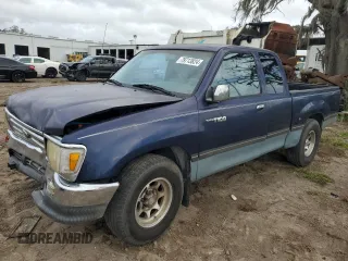 1997 Toyota T100 DX z VIN JT4TN12D7V0038238, wystawiony jako Copart lot #79713824 z przebiegiem 233 756 mil mil oraz Szkody całkowita. Historia ofert i sprzedaży dostępna na DreamBid. Obrazek 1.