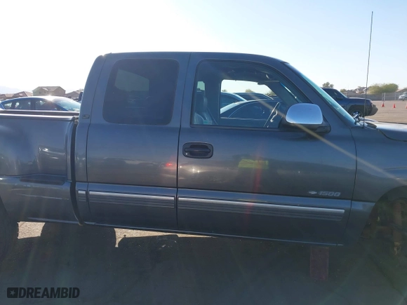 2001 Chevrolet Silverado 1500 LT with VIN 1GCEK19T41Z180650, listed as a IAAI auction lot 41457250 with 151,297 mi miles. Bid and sale history available at carsss.com. Image 14.