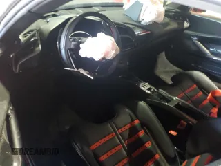 2023 Ferrari SF90 z VIN ZFF95NLA9P0296772, wystawiony jako Copart lot #77435564 z przebiegiem 1523 mil mil oraz Szkody całkowita. Historia ofert i sprzedaży dostępna na DreamBid. Obrazek 8.
