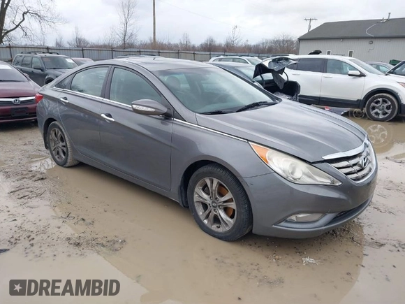 2011 Hyundai Sonata SE with VIN 5NPEC4AC4BH268438, listed as a IAAI auction lot 41588949 with 164,339 mi miles. Bid and sale history available at carsss.com. Image 1.