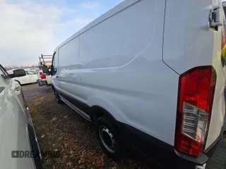 2019 Ford Transit with VIN 1FTYR1YG0KKB61343, listed as a IAAI auction lot 42251132 with 92,622 mi miles and . Bid and sale history available at DreamBid. Image 9.