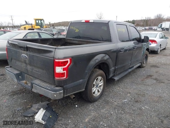 2018 Ford F-150 XL with VIN 1FTEW1CB8JFC64900, listed as a IAAI auction lot 41453035 with NaN miles. Bid and sale history available at carsss.com. Image 4.
