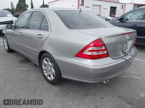 2006 Mercedes-Benz C 280 Luxury with VIN WDBRF54H36F815168, listed as a IAAI auction lot 41449782 with 74,423 mi miles and . Bid and sale history available at DreamBid. Image 3.