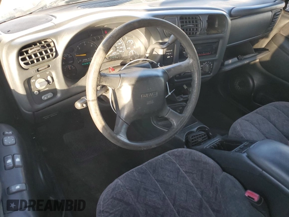 1999 GMC Sonoma SLS with VIN 1GTCS19X7X8517465, listed as a Copart auction lot 48478685 with 210,782 mi miles and Salvage Title. Bid and sale history available at carsss.com. Image 8.