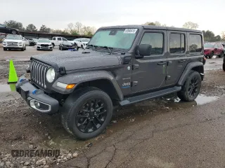 2021 Jeep Wrangler Unlimited Sahara with VIN 1C4JJXP6XMW643026, listed as a Copart auction lot 49960415 with 43,733 mi miles and Salvage Title. Bid and sale history available at DreamBid. Image 1.