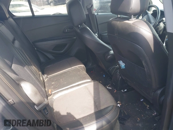 2021 Chevrolet Trax LT with VIN KL7CJLSB7MB325696, listed as a IAAI auction lot 42244114 with Not provided miles and . Bid and sale history available at DreamBid. Image 8.