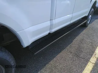 2019 Ford F-250 XL с VIN 1FT7X2B66KEG79723, выставлен на аукционе IAAI как лот 42571486 с пробегом 80 924 миль миль и . История ставок и продаж доступна на DreamBid. Изображение 15.